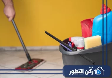 عاملات نظافة بالساعة في الشارقة